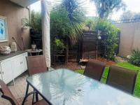  of property in Glenvista