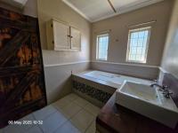  of property in Queensburgh