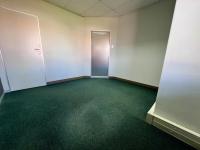  of property in Die Hoewes