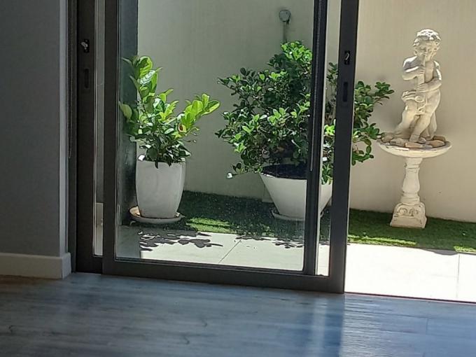 Apartment for Sale For Sale in Plattekloof - MR678040