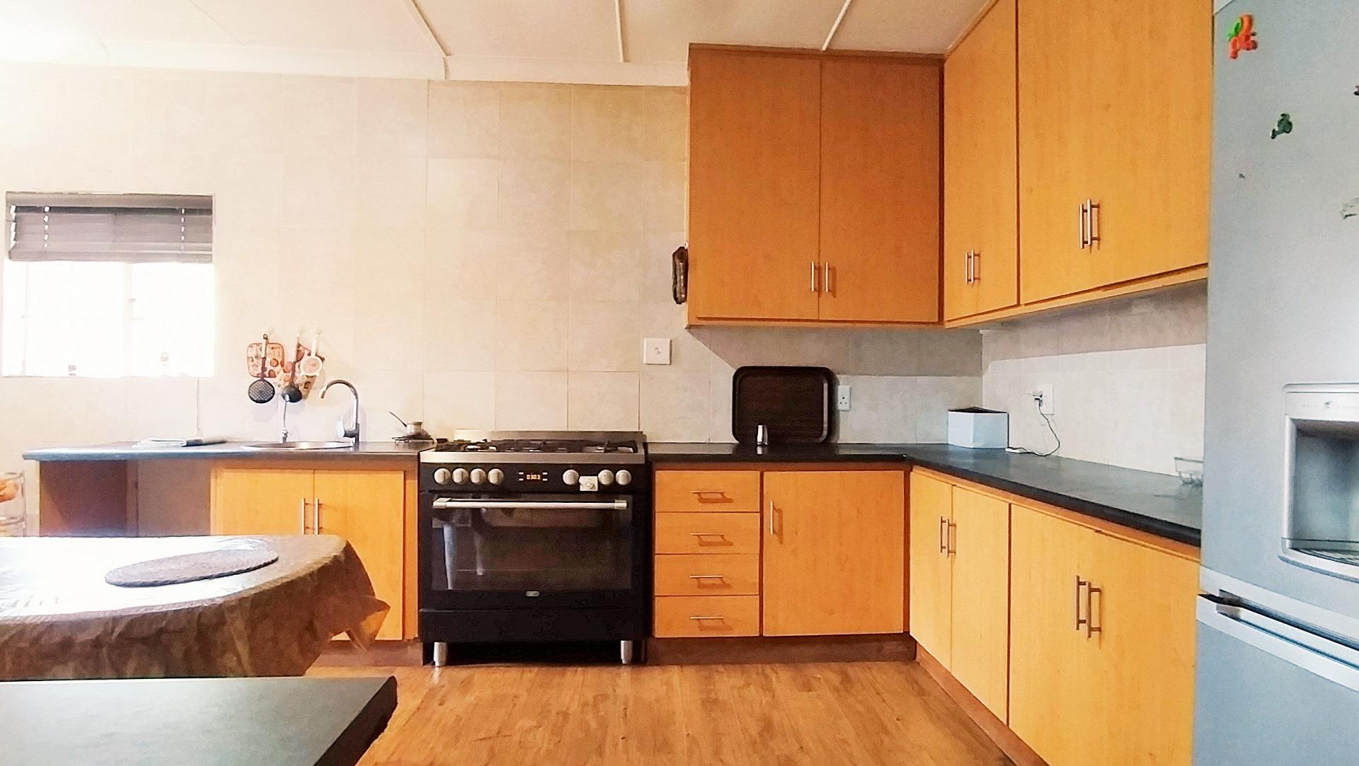 Kitchen of property in Dan Pienaar