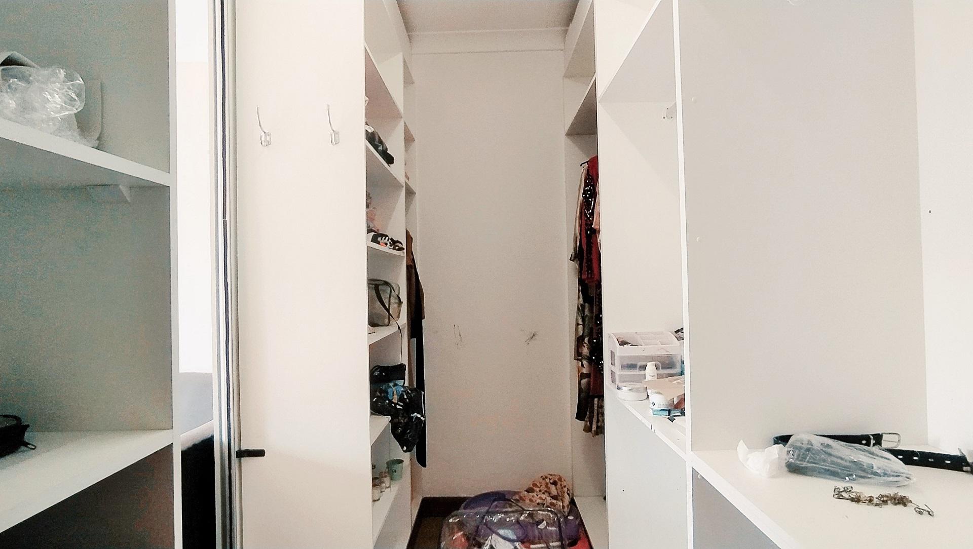 Main Bedroom of property in Dan Pienaar