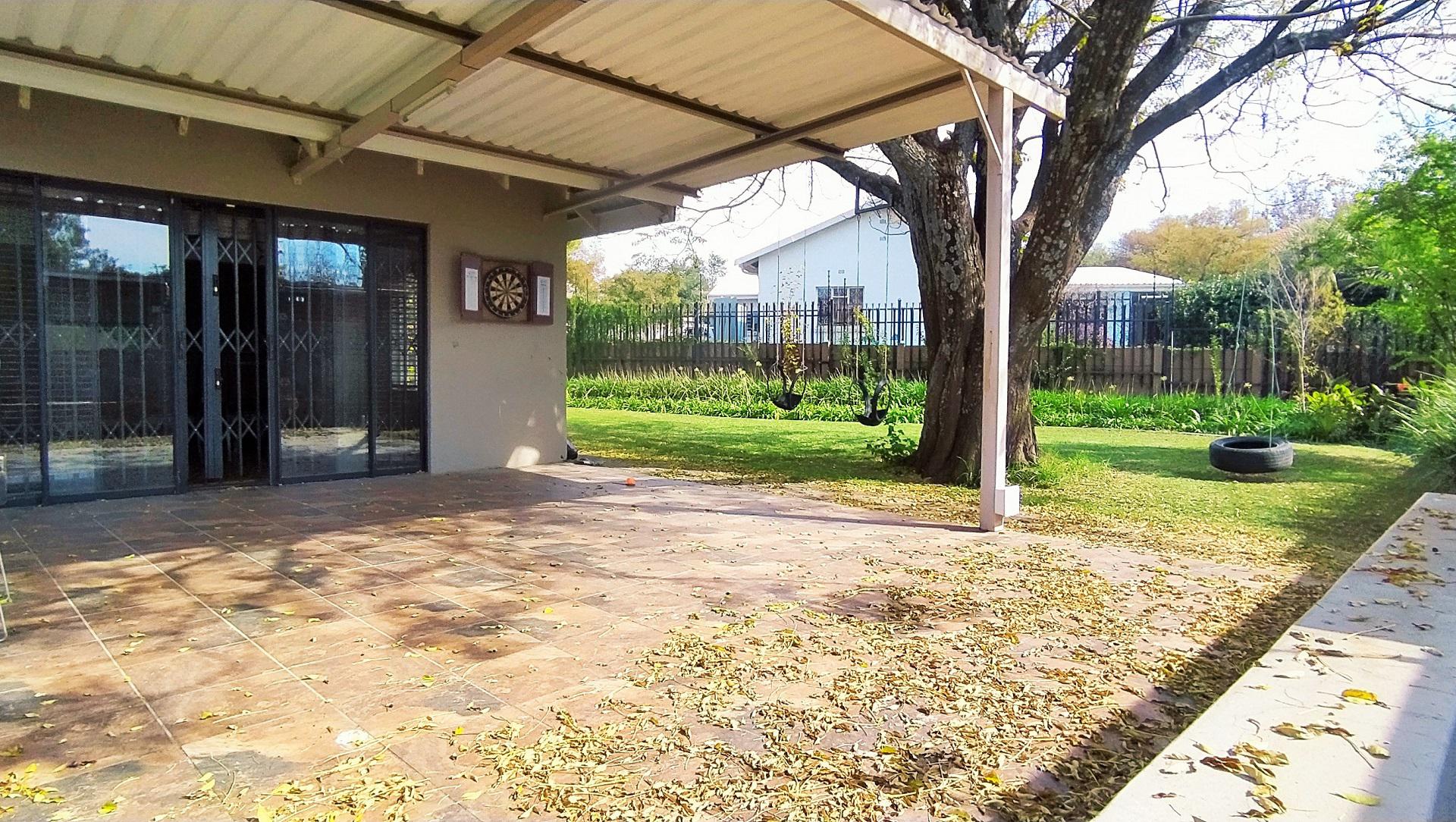 Patio of property in Dan Pienaar