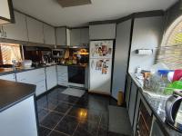  of property in Heuweloord