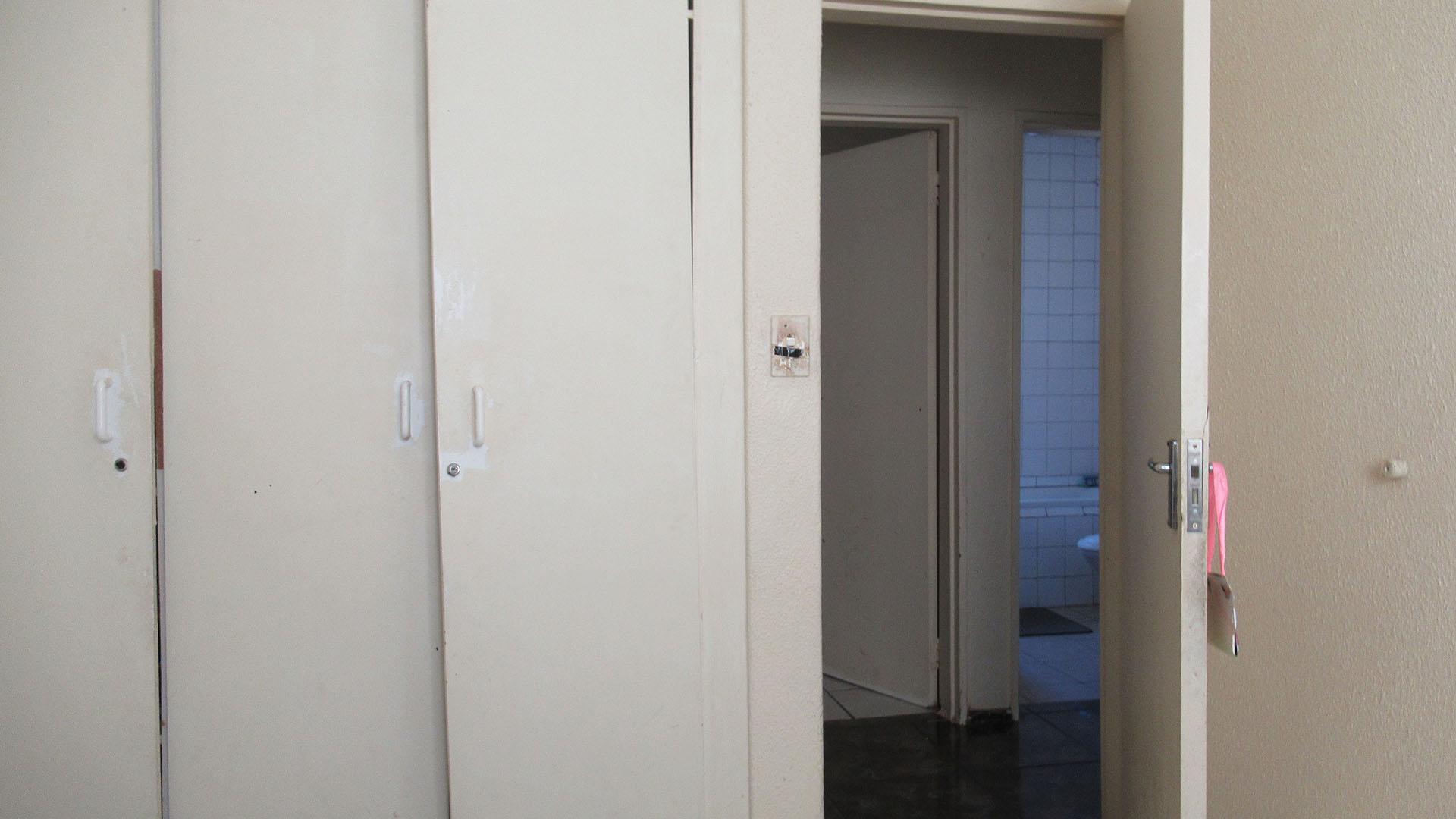 Bed Room 2 - 8 square meters of property in Kew