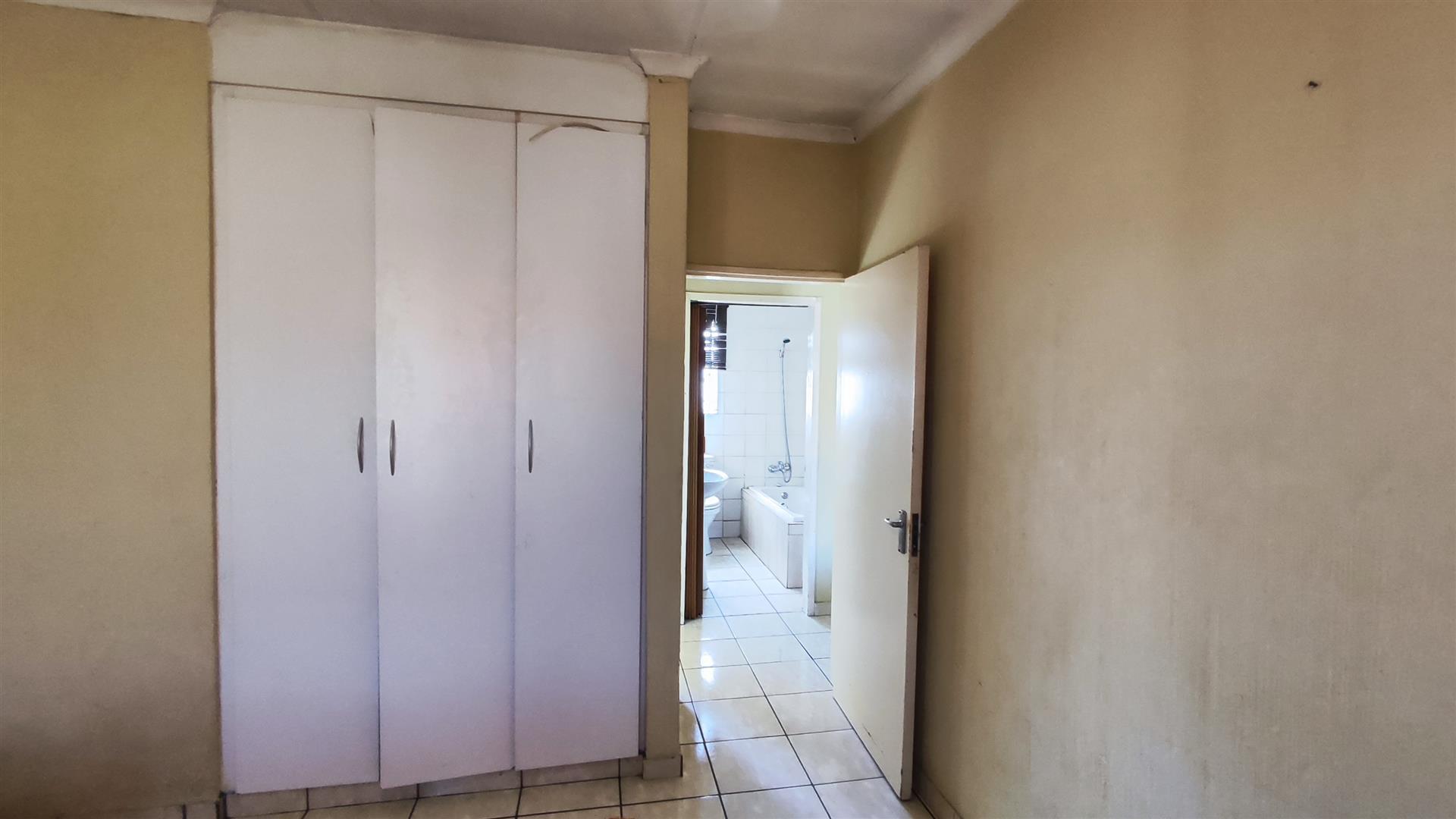 Bed Room 2 - 13 square meters of property in Elspark