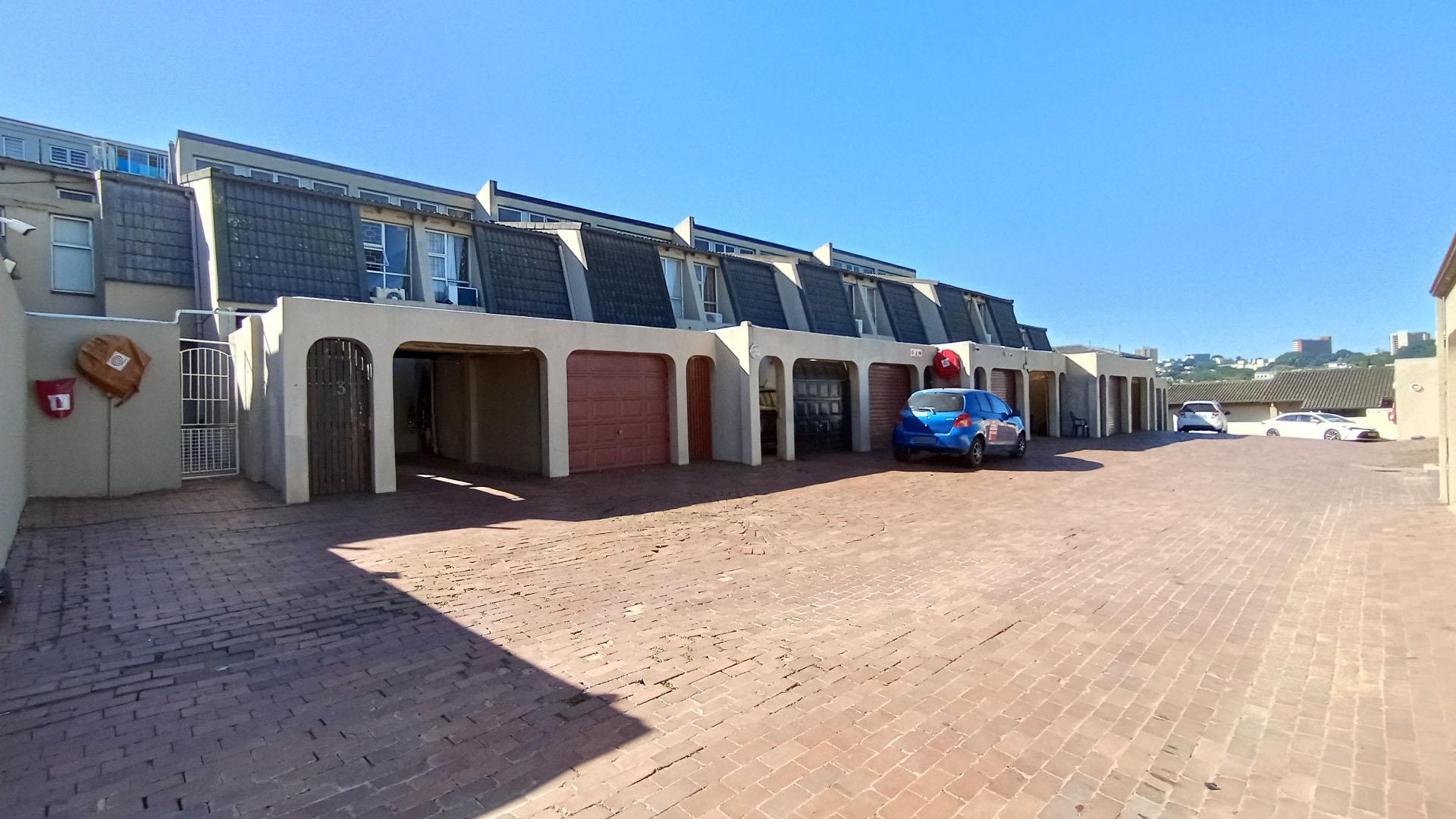 Front View of property in Mayville (KZN)