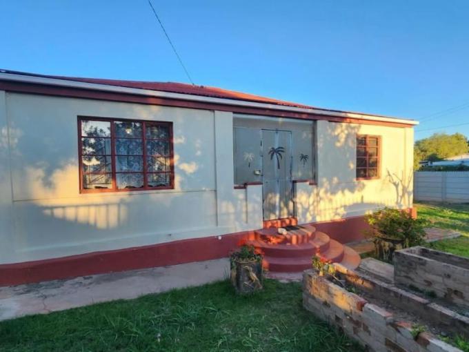2 Bedroom House to Rent in Oudtshoorn - Property to rent - MR678082