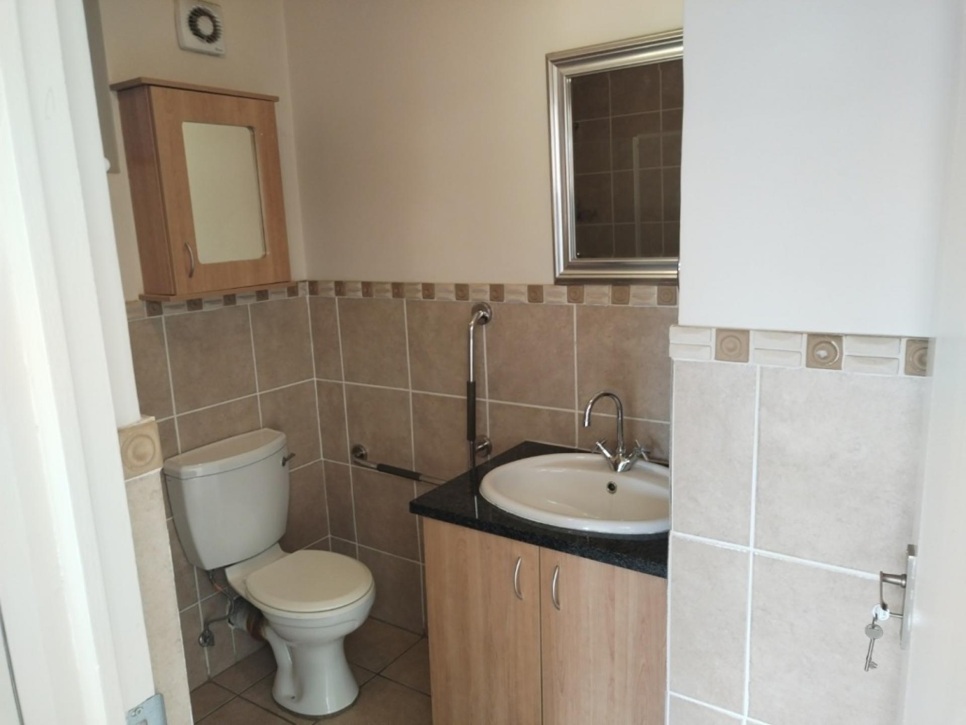  of property in Willow Park Manor