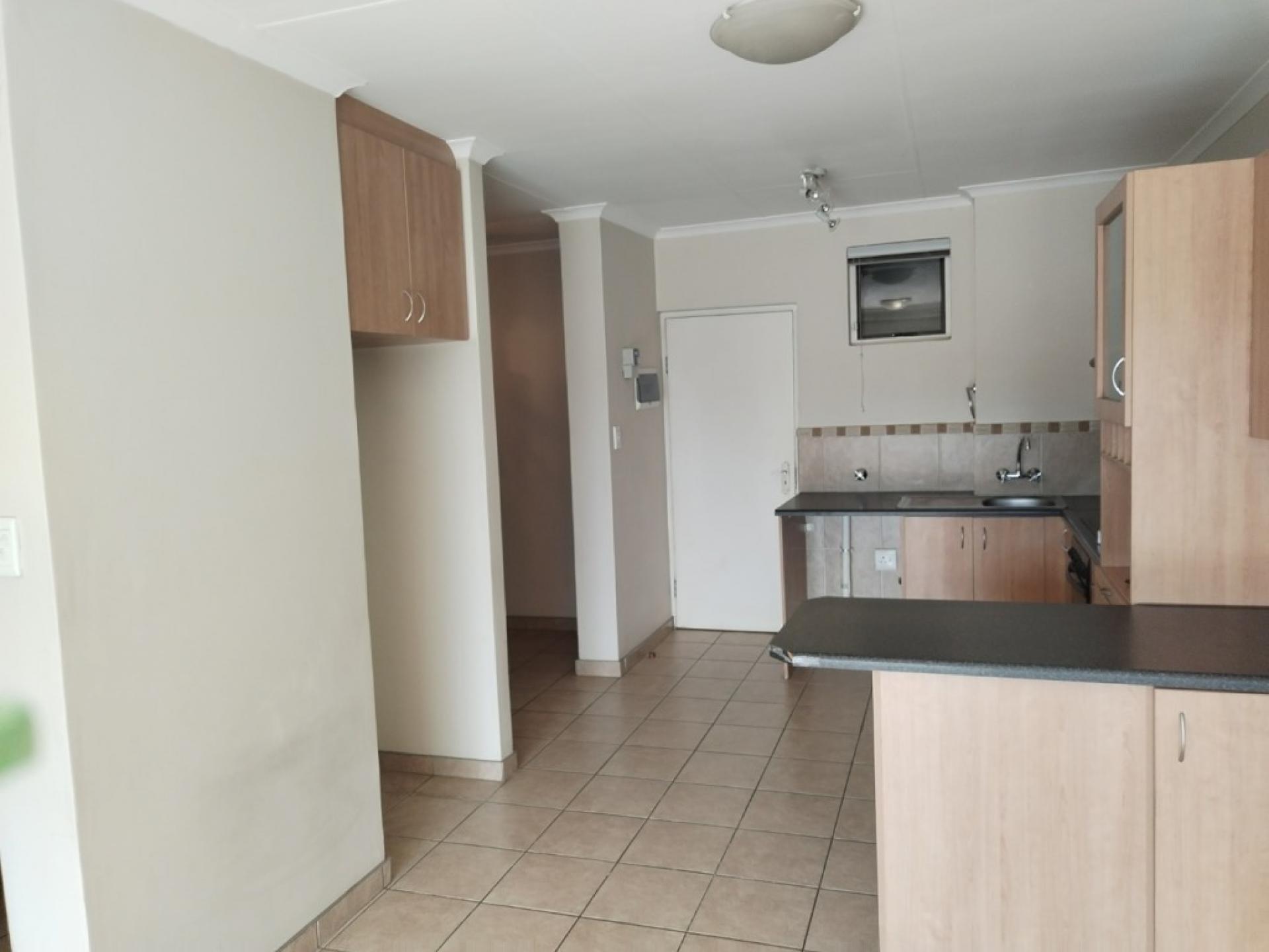  of property in Willow Park Manor