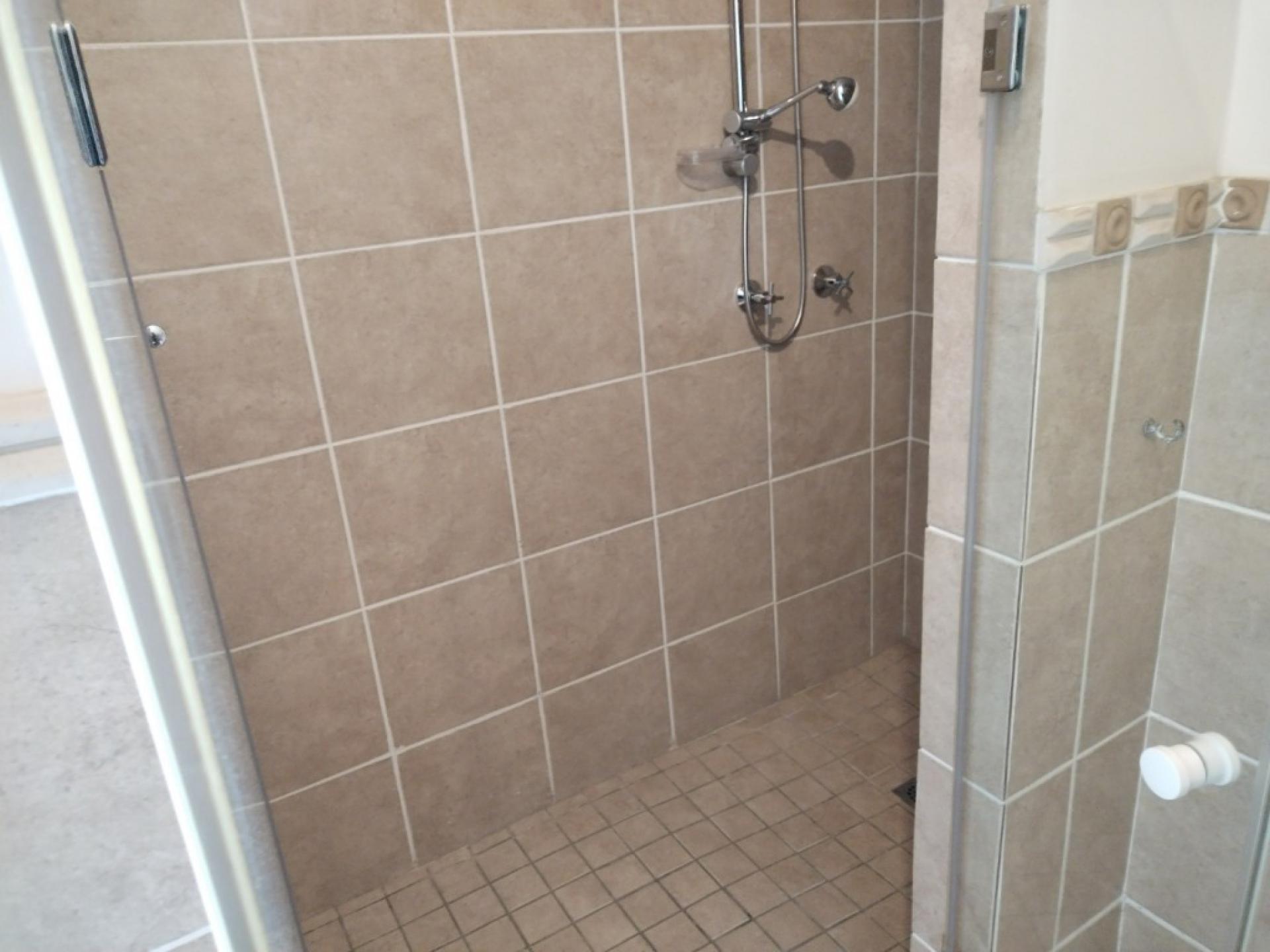  of property in Willow Park Manor