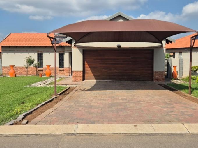 3 Bedroom House for Sale For Sale in Waterval East - MR678194