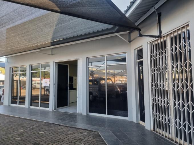 Commercial to Rent in Rustenburg North - Property to rent - MR678199