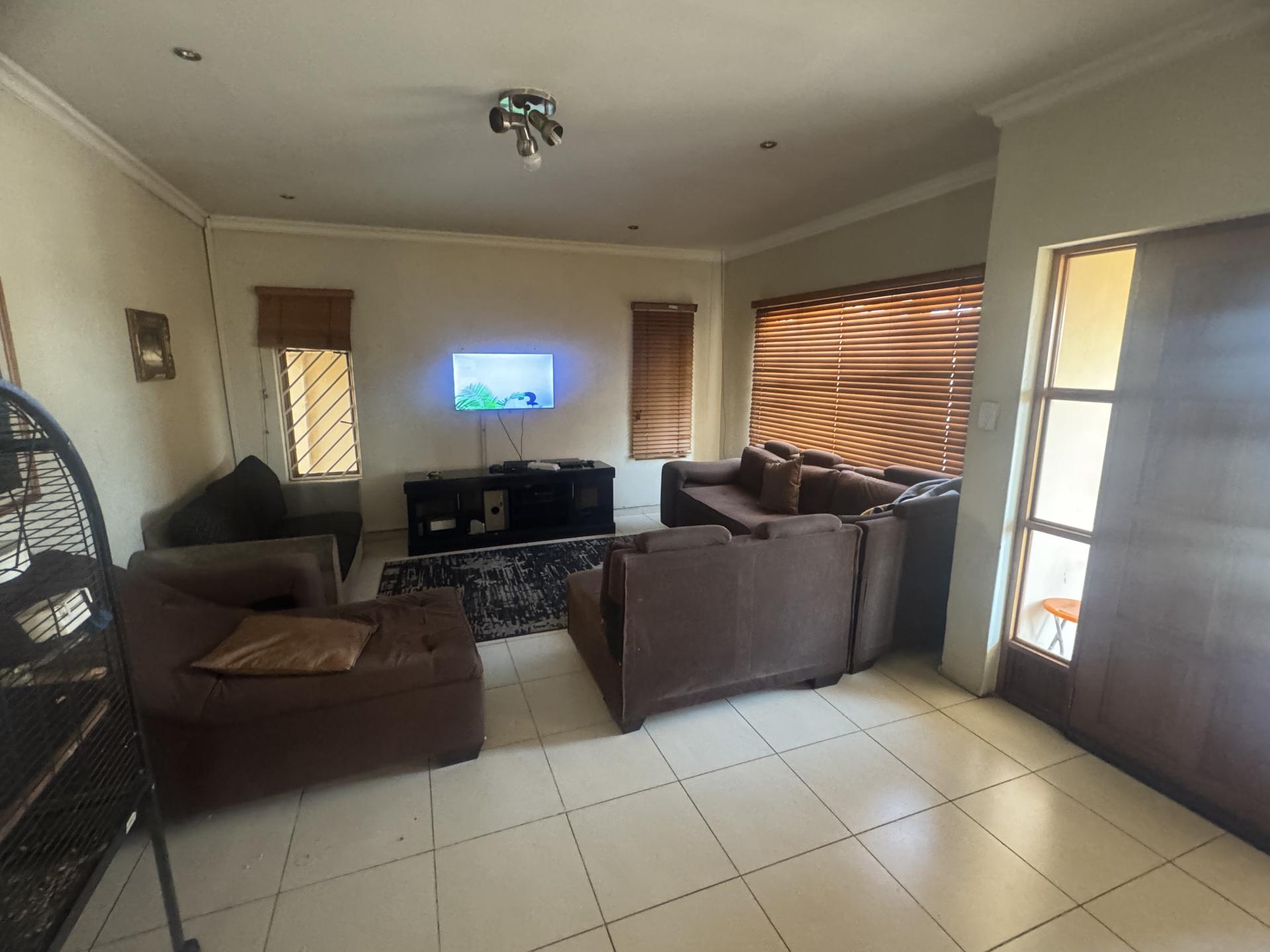  of property in Bosmont