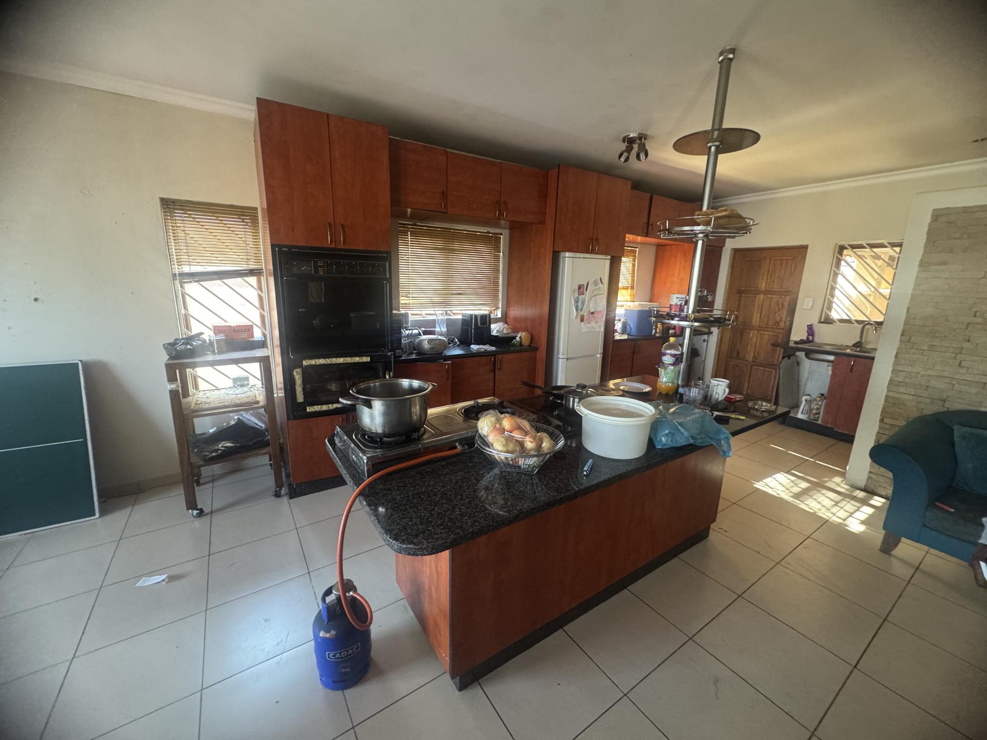  of property in Bosmont