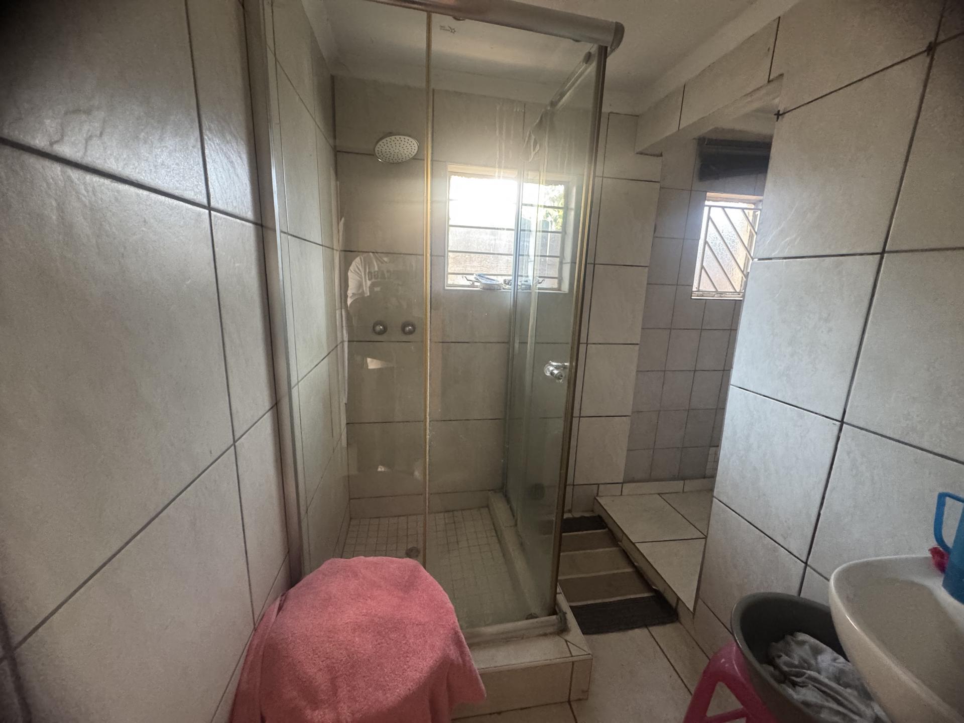  of property in Bosmont