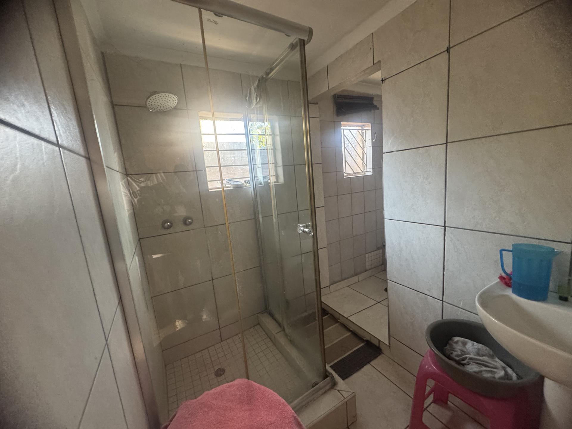  of property in Bosmont