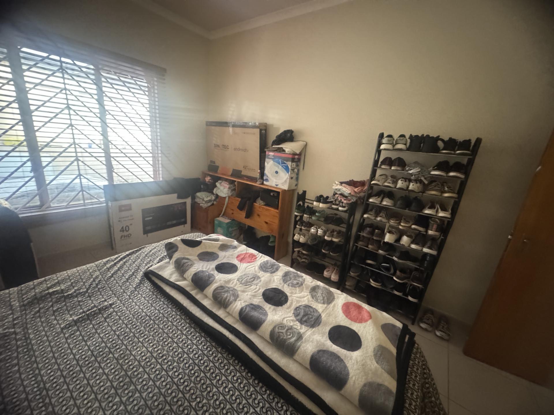  of property in Bosmont