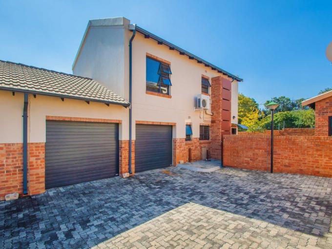 Simplex for Sale For Sale in Bromhof - MR678226