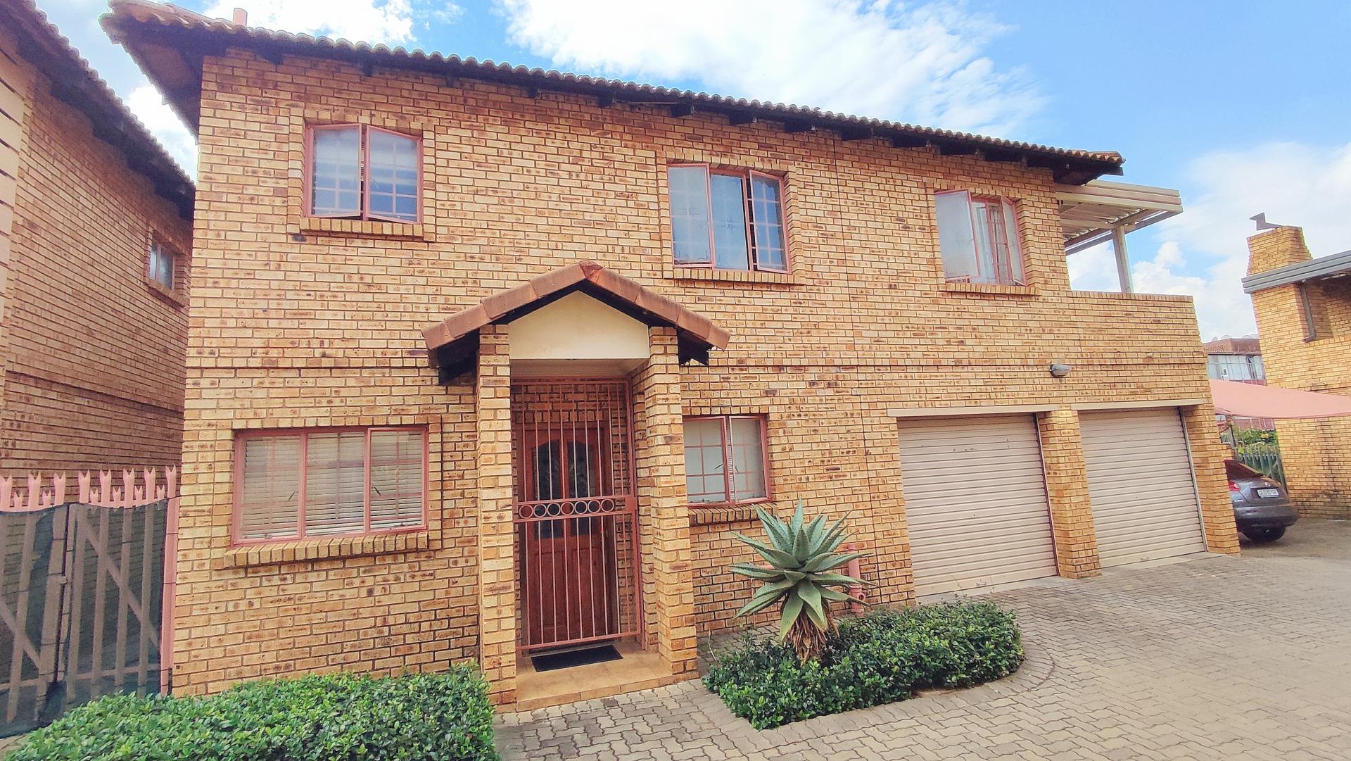  of property in Florauna
