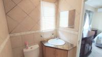  of property in Florauna