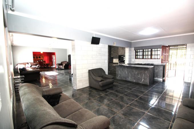 3 Bedroom House for Sale For Sale in Valhalla - MR678230