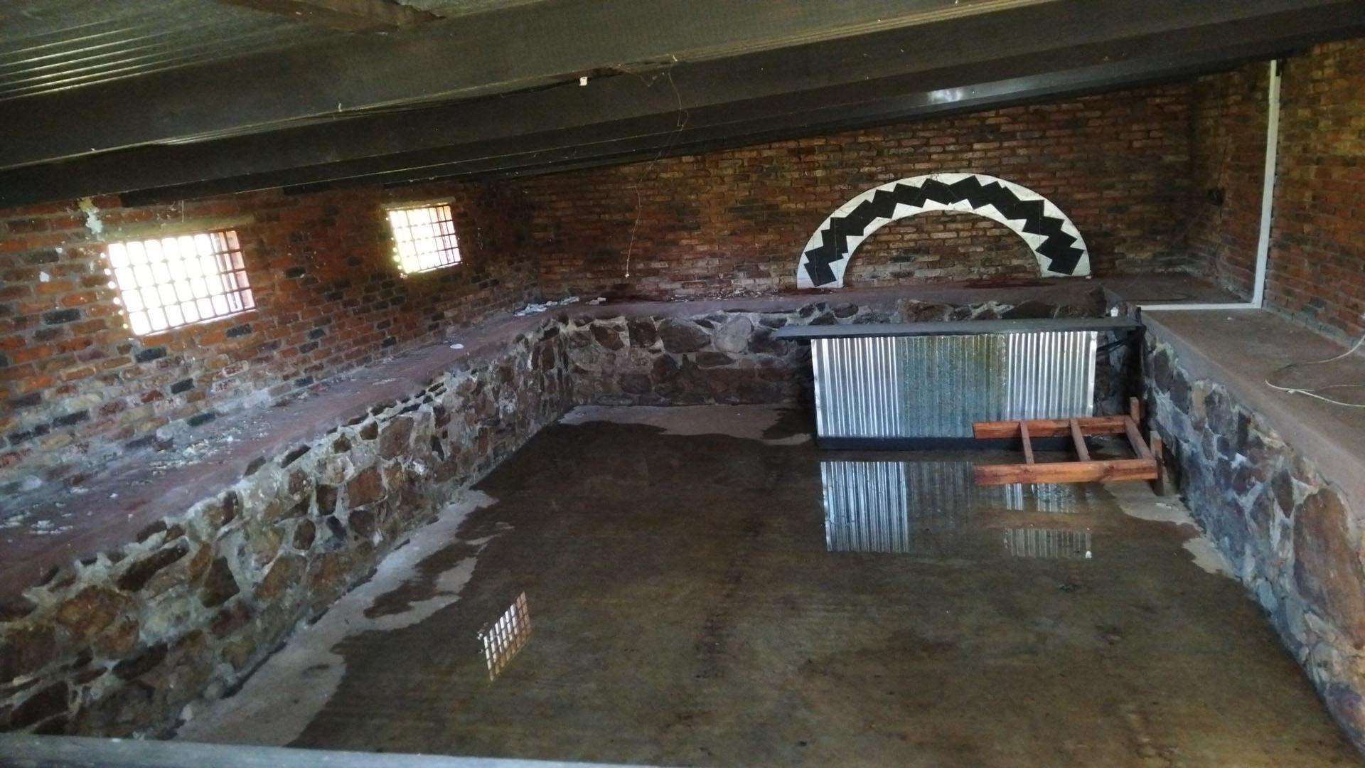 Spaces of property in Koster