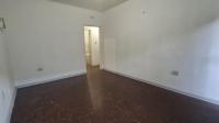 Lounges - 17 square meters of property in Luipaardsvlei