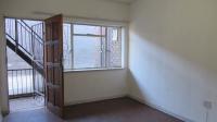 Lounges - 17 square meters of property in Luipaardsvlei