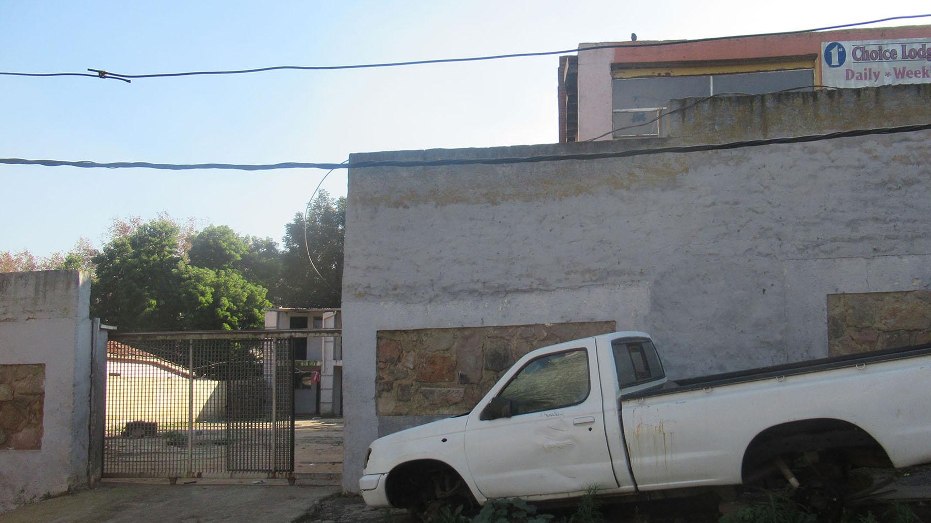 Front View of property in Yeoville