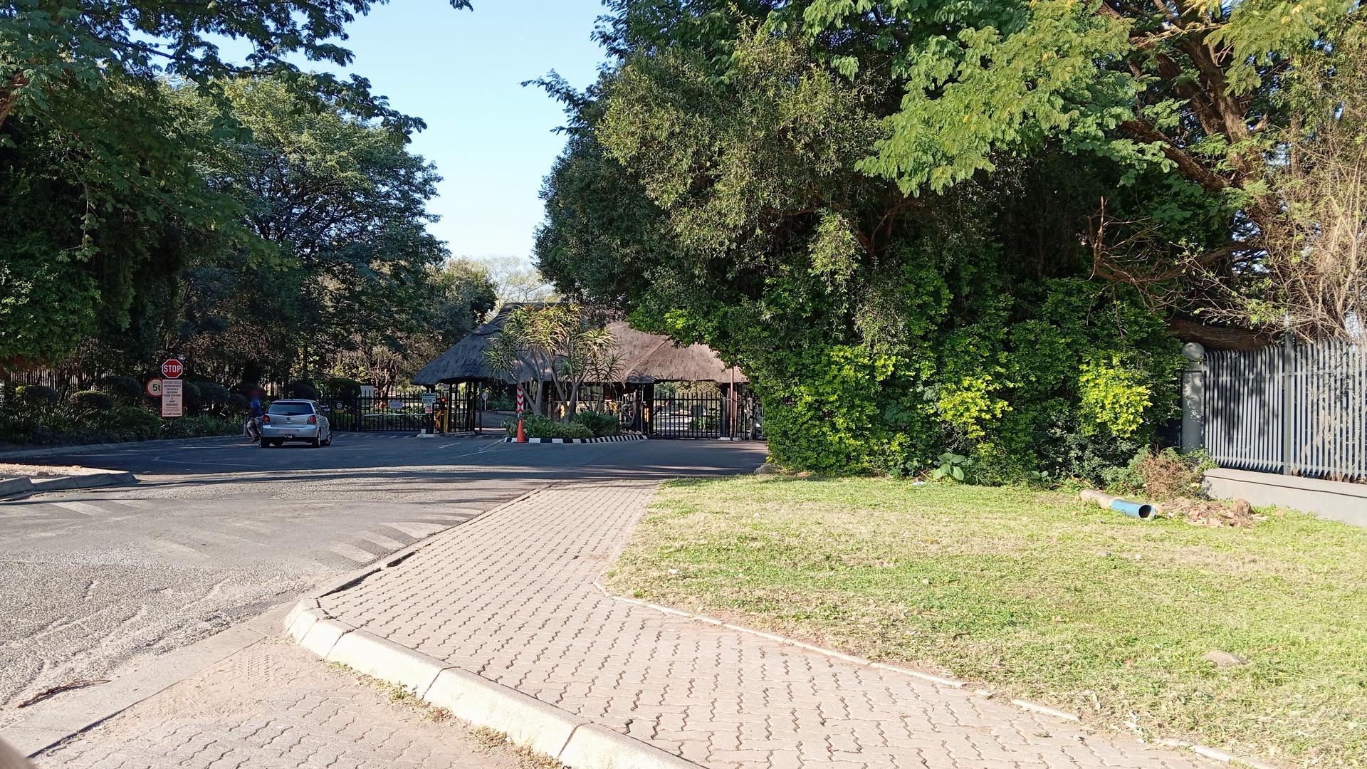 Front View of property in Kosmos