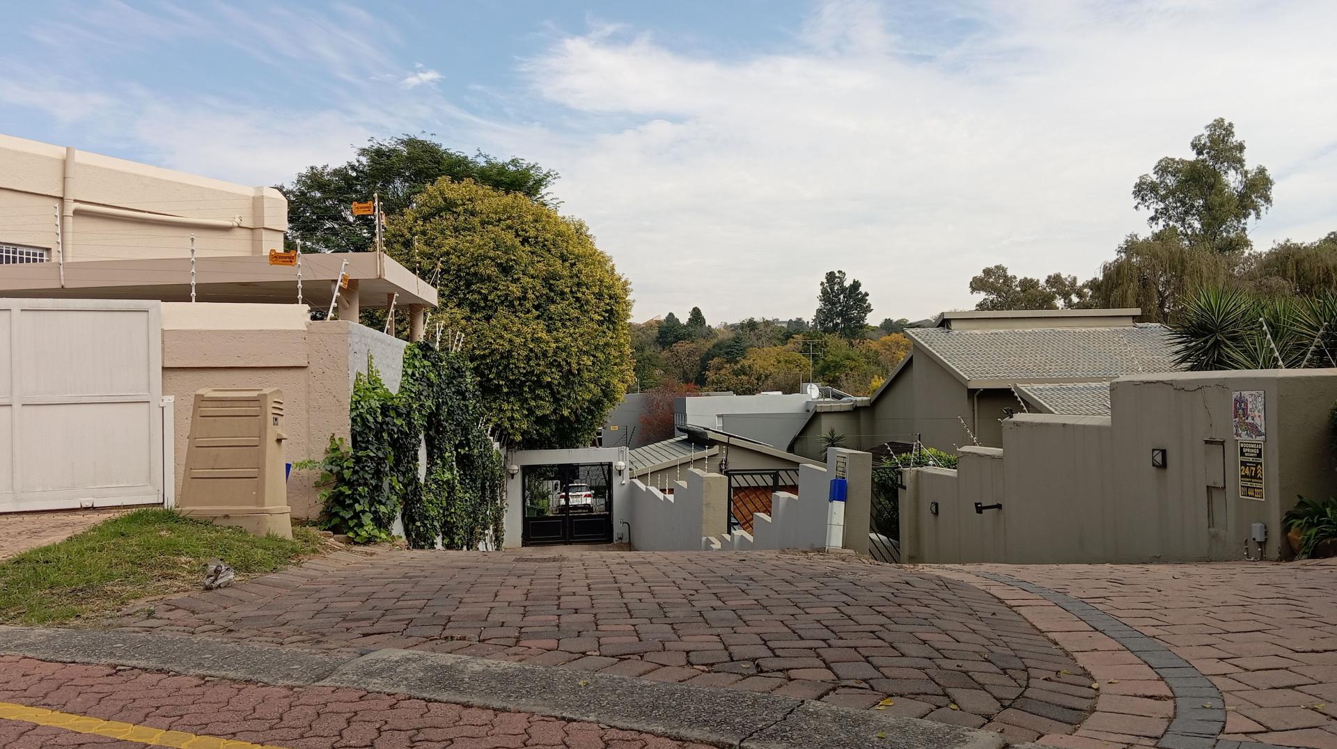 Front View of property in Woodmead