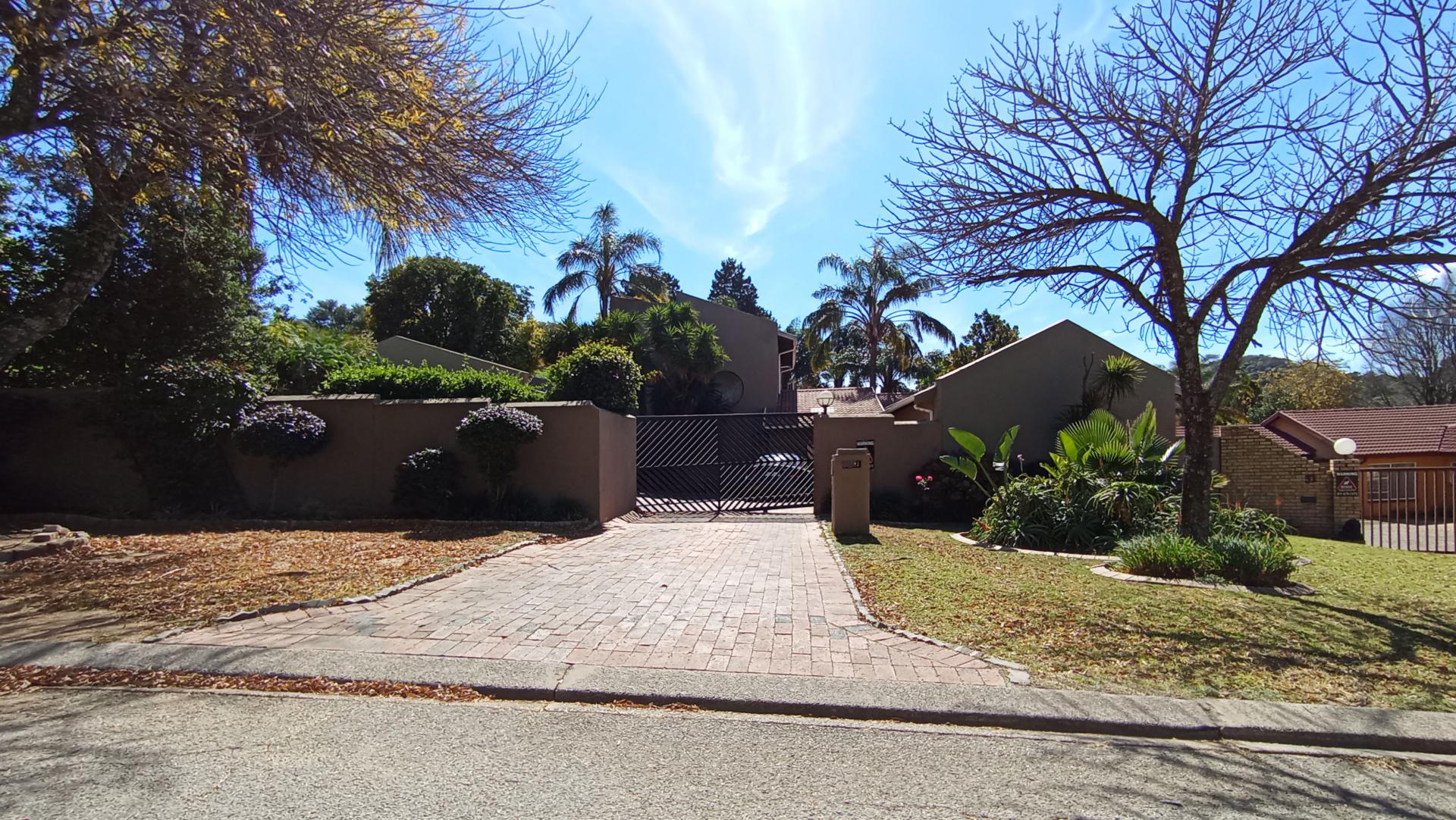 Front View of property in Randpark Ridge