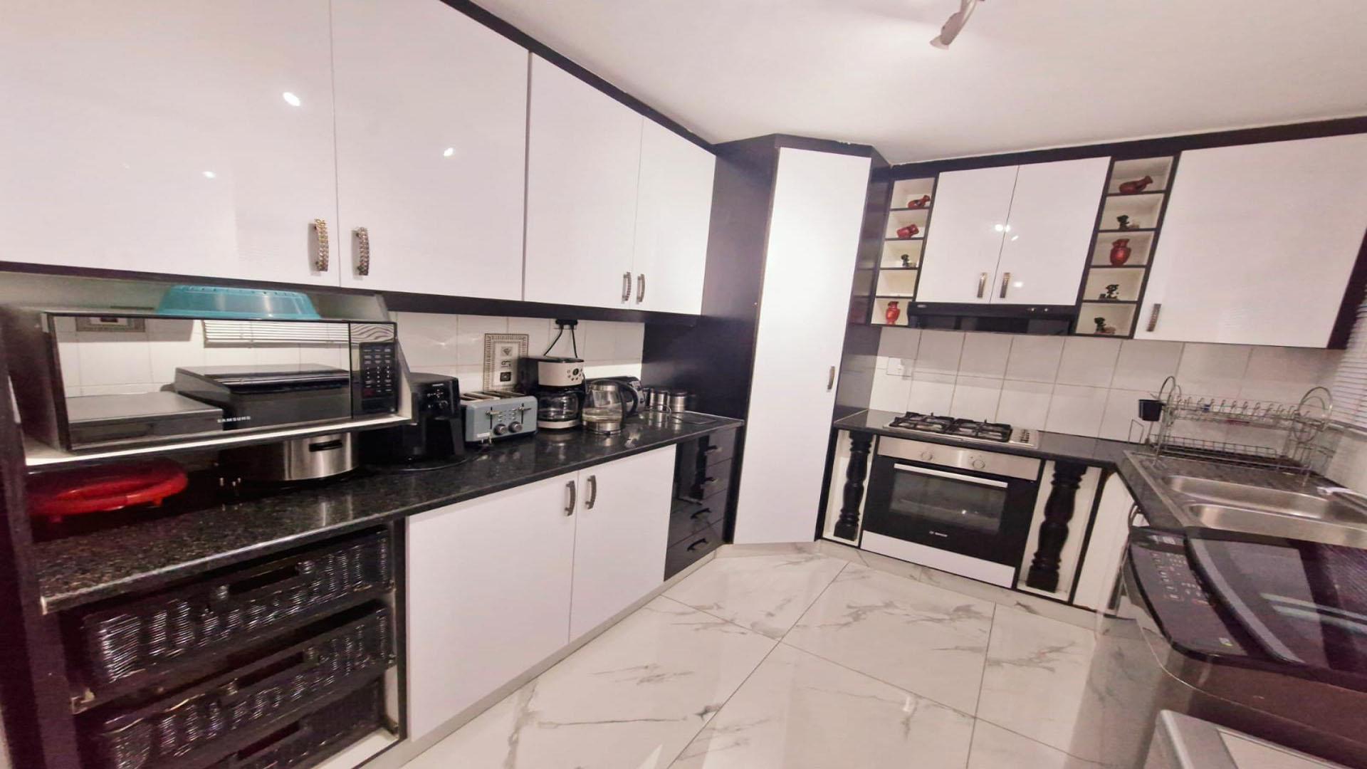 Kitchen of property in Whetstone