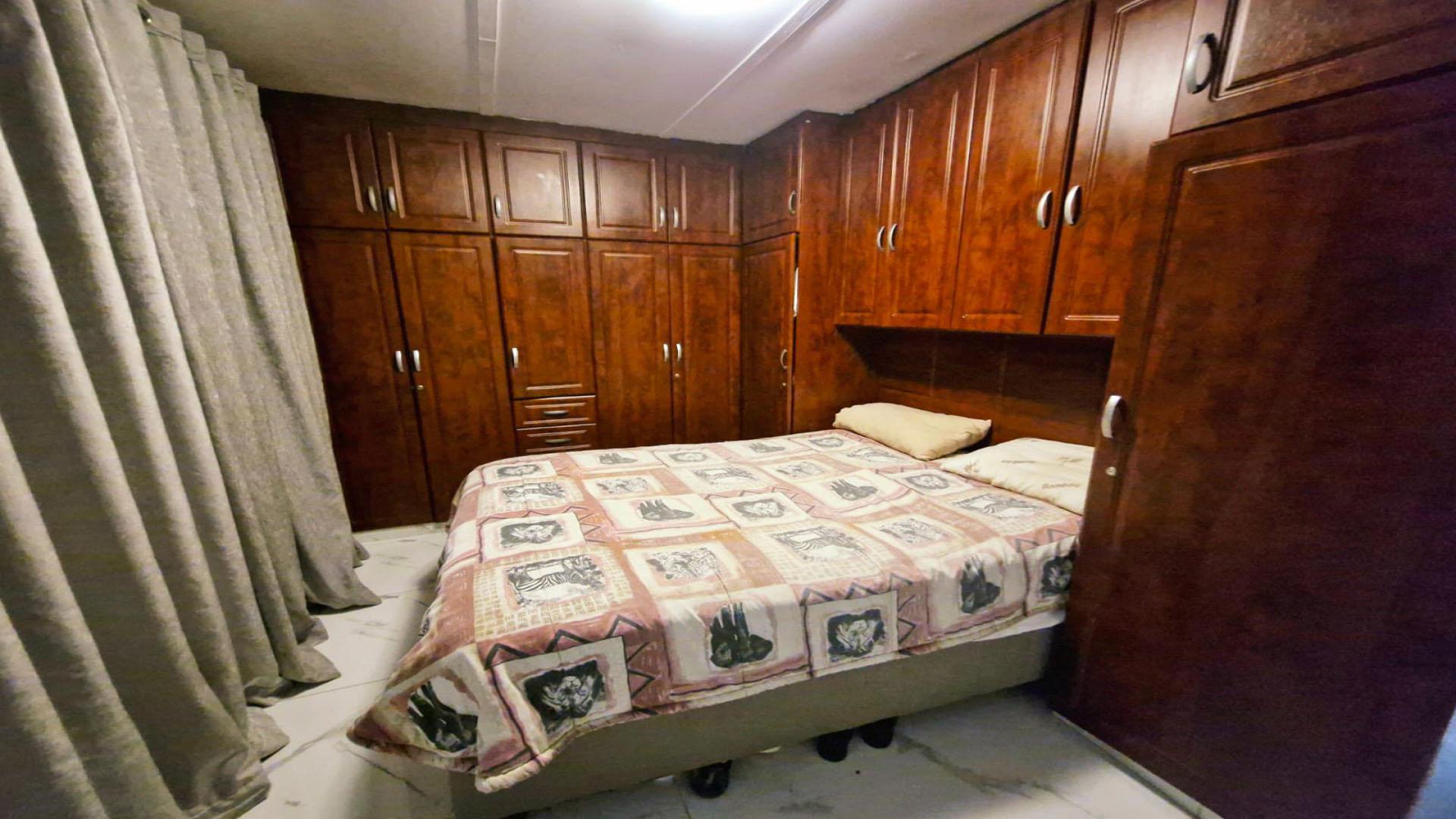 Bed Room 2 of property in Whetstone