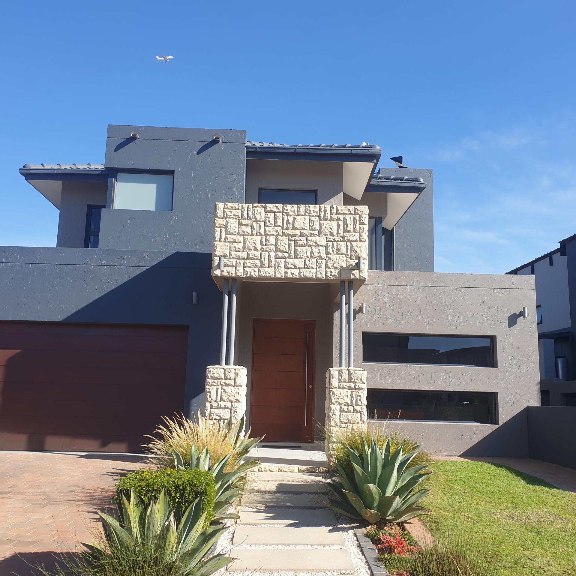  of property in Glen Marais