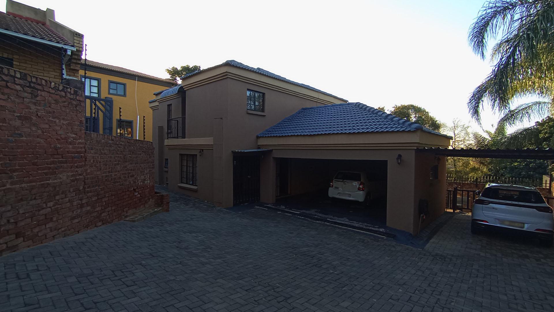 Front View of property in Ninapark