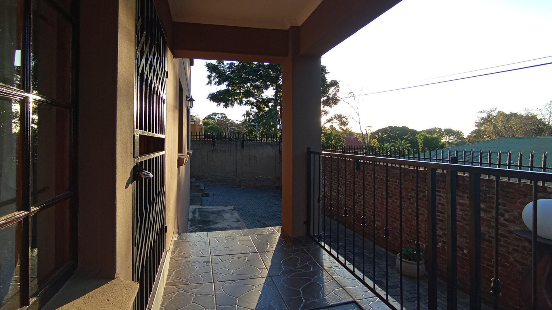 Patio - 6 square meters of property in Ninapark