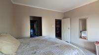 Main Bedroom - 23 square meters of property in Ninapark