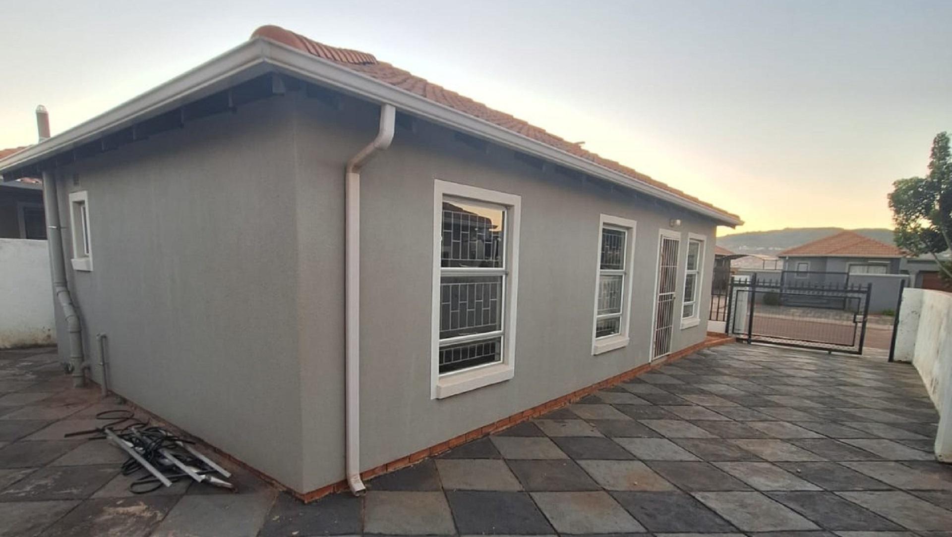 Front View of property in Lotus Gardens
