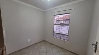 Bed Room 1 of property in Lotus Gardens