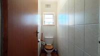 Bathroom 1 - 6 square meters of property in Amanzimtoti 