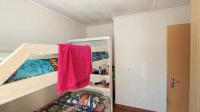 Bed Room 2 - 12 square meters of property in Amanzimtoti 