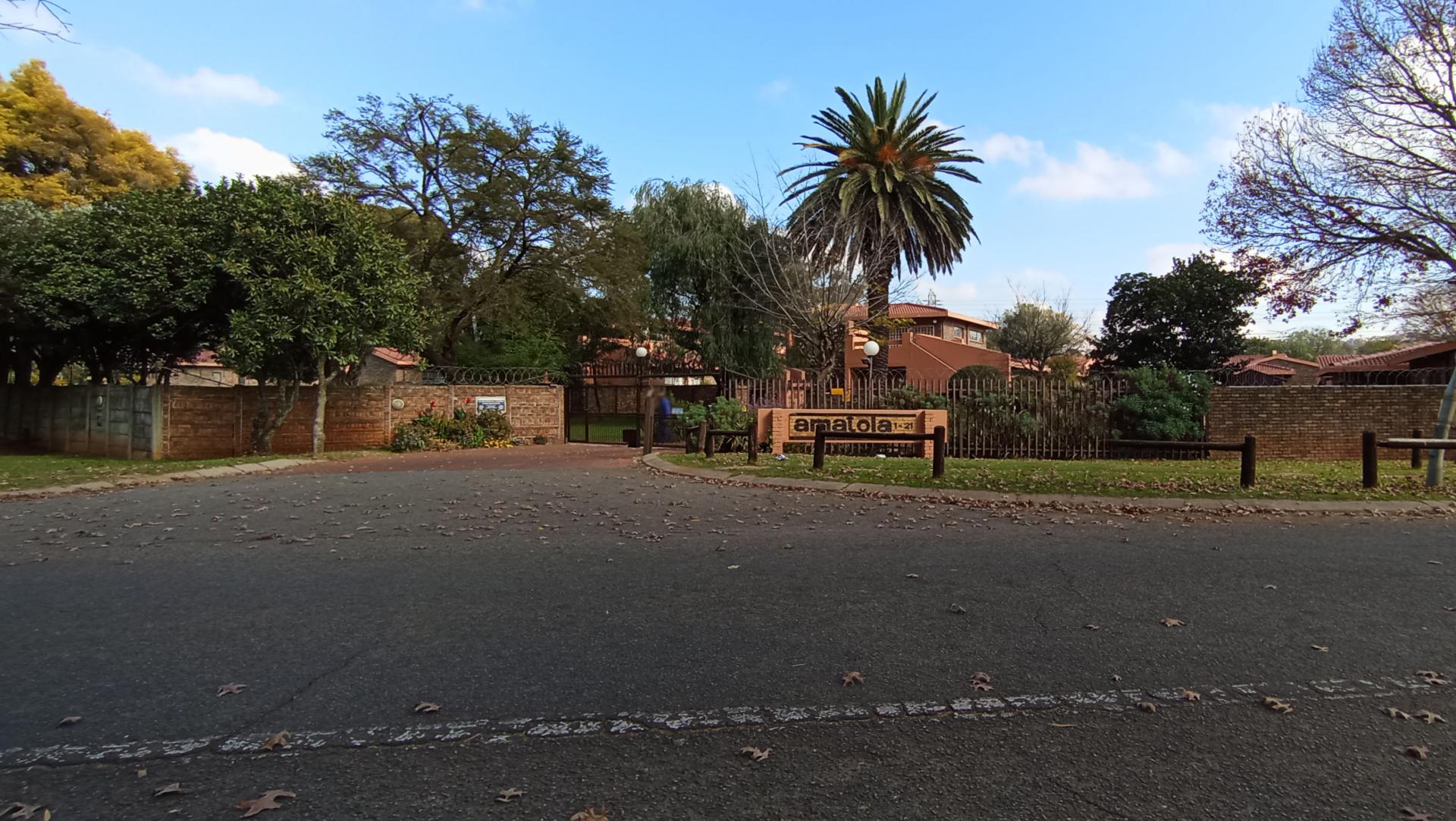 Front View of property in Montgomery Park