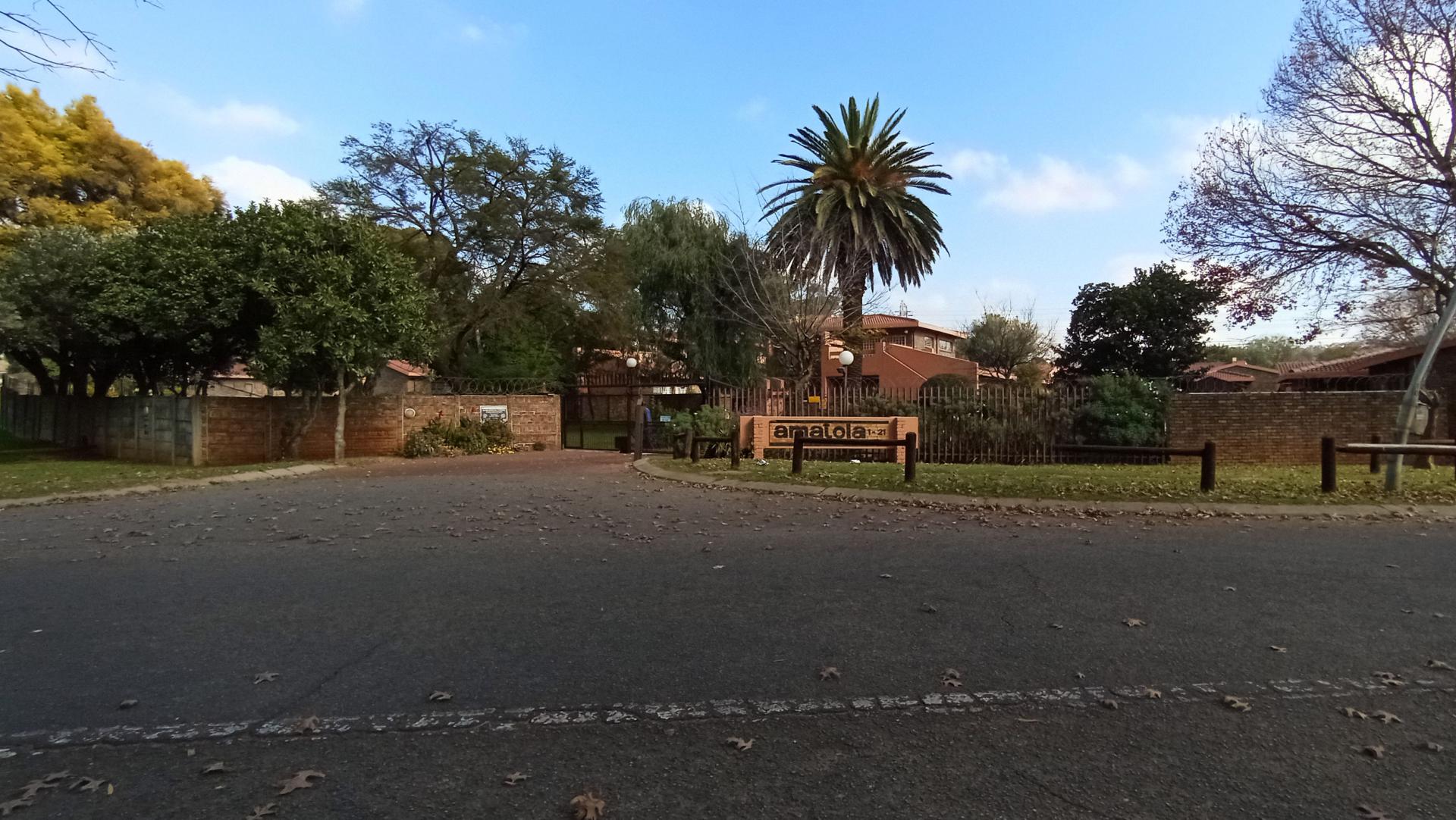 Front View of property in Montgomery Park