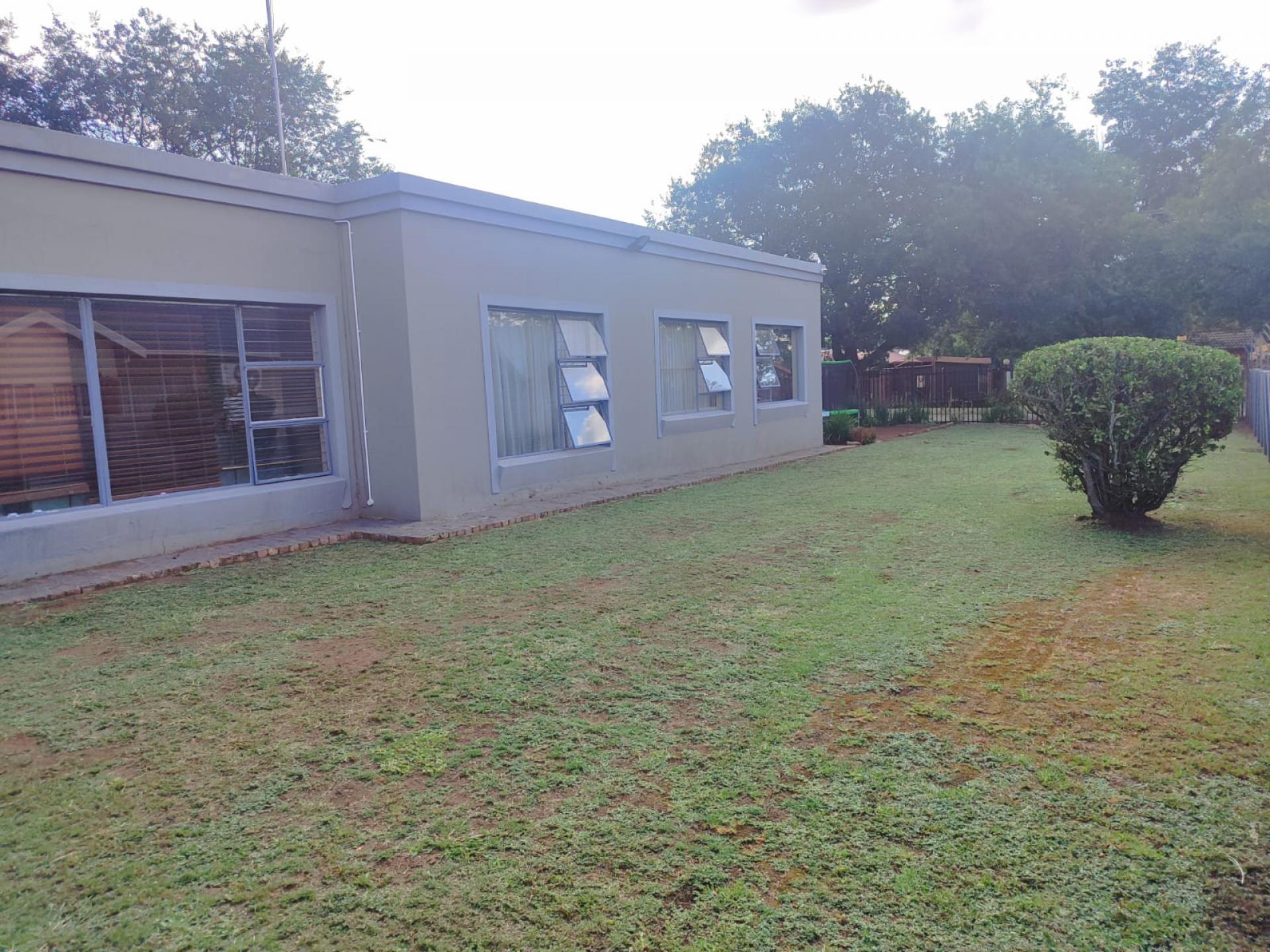  of property in Wierdapark