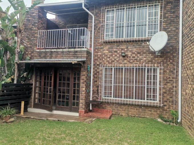 2 Bedroom Apartment for Sale For Sale in Van Riebeeckpark - MR678465