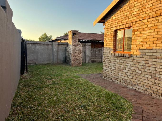 3 Bedroom House for Sale For Sale in Waterval East - MR678474