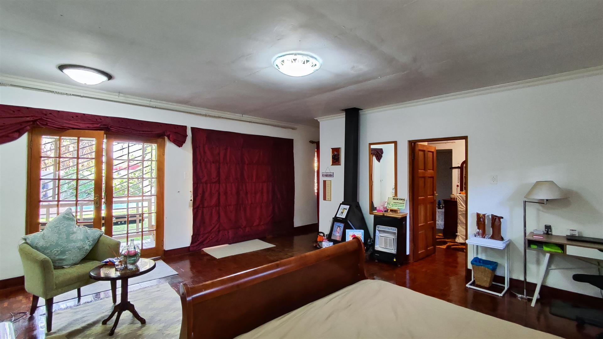 Main Bedroom - 54 square meters of property in Van Riebeeckpark