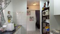 Kitchen - 6 square meters of property in Meer En See